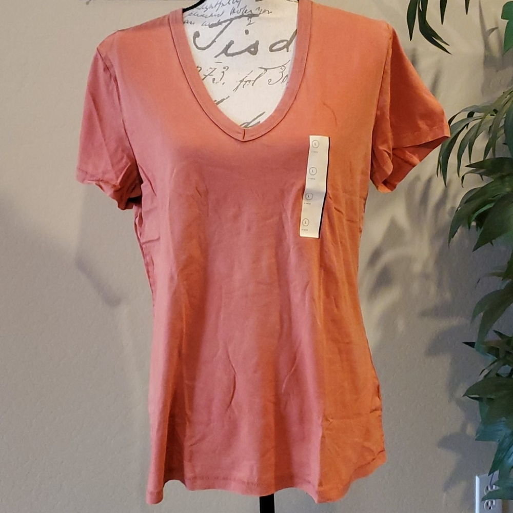 Universal threads tops - Picture 3 of 5